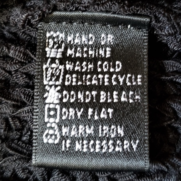 August Silk Sportswear Cropped Sweater - S - Picture 5 of 5